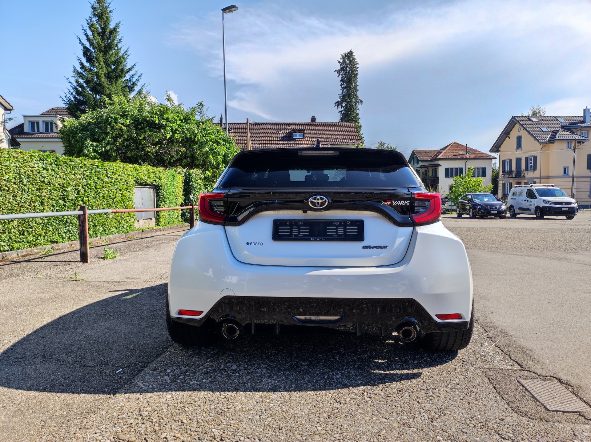 TOYOTA GR Yaris 1.6 Turbo Sport 4x4-image-3