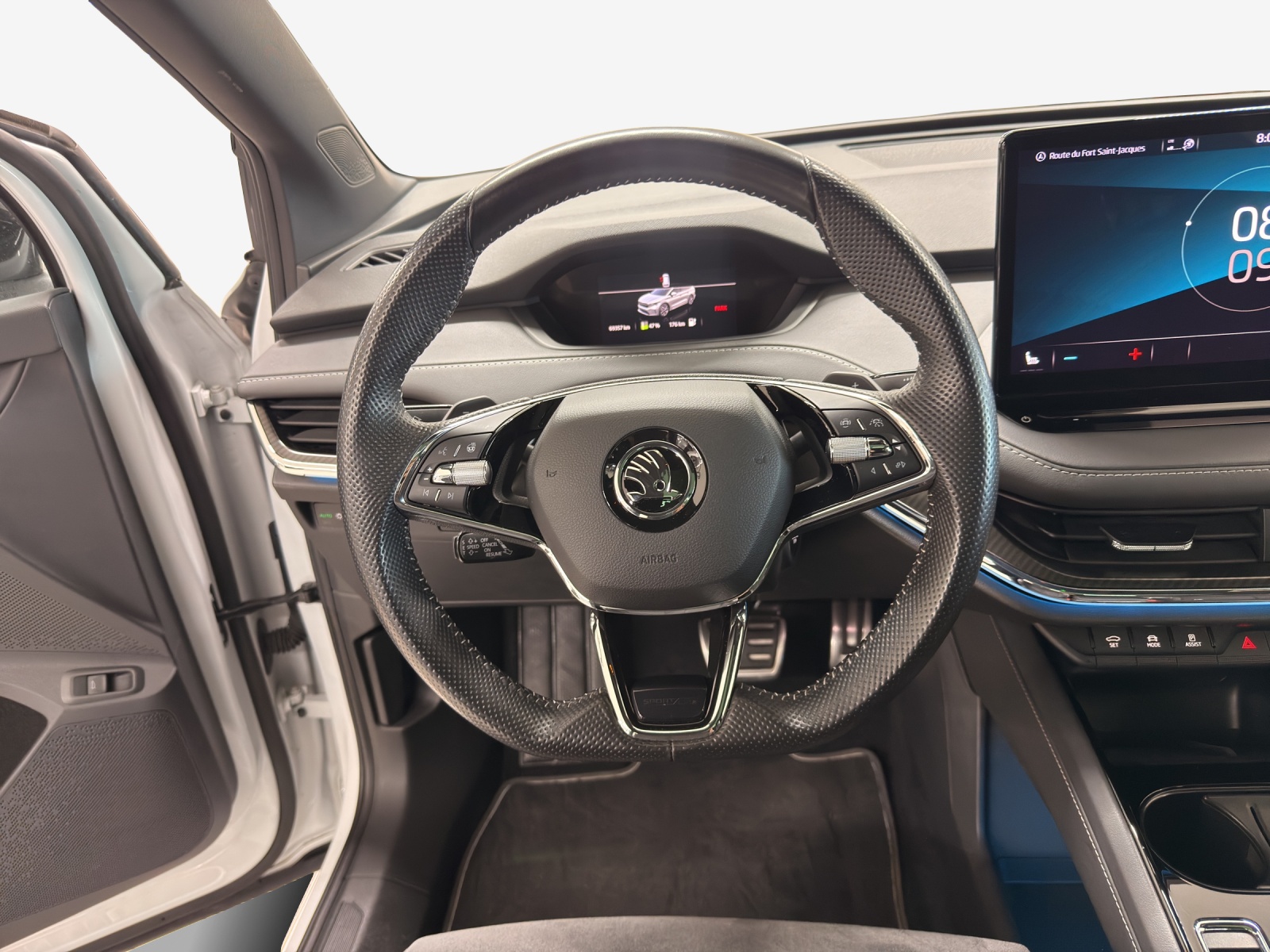 SKODA Enyaq iV 80x SportLine-image-10