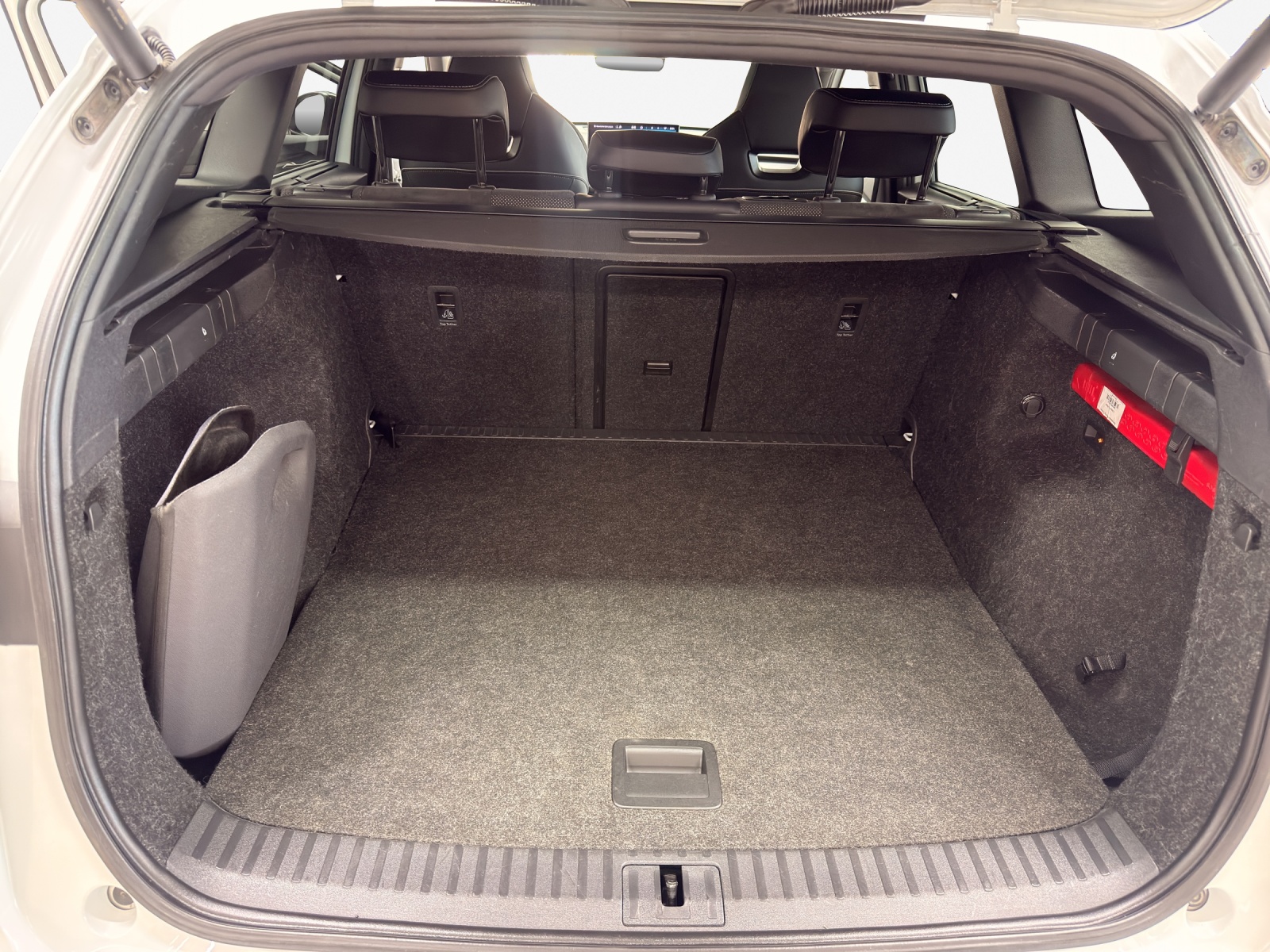 SKODA Enyaq iV 80x SportLine-image-13