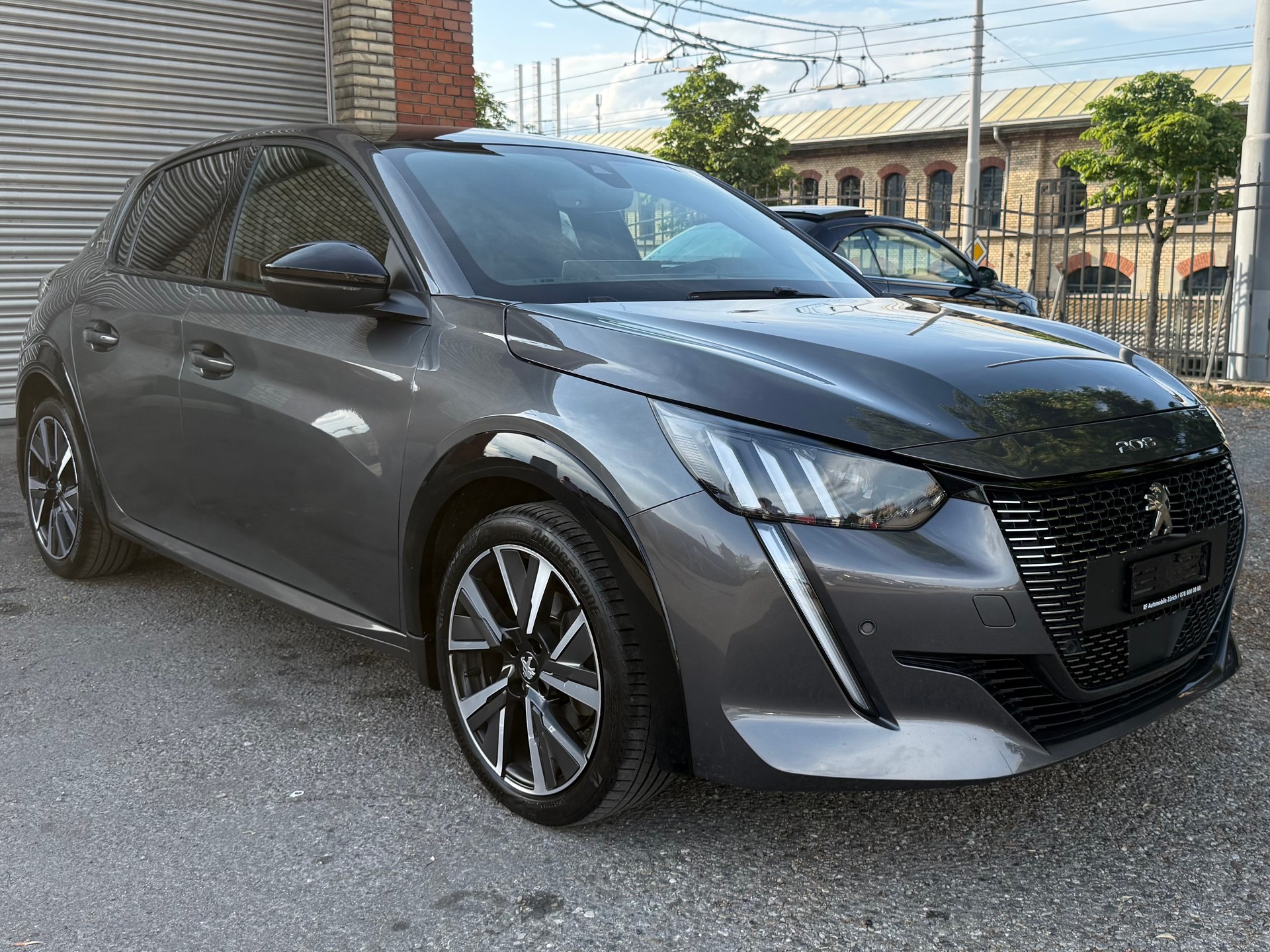 PEUGEOT 208 1.2 PureTech GT Line EAT8-image-0