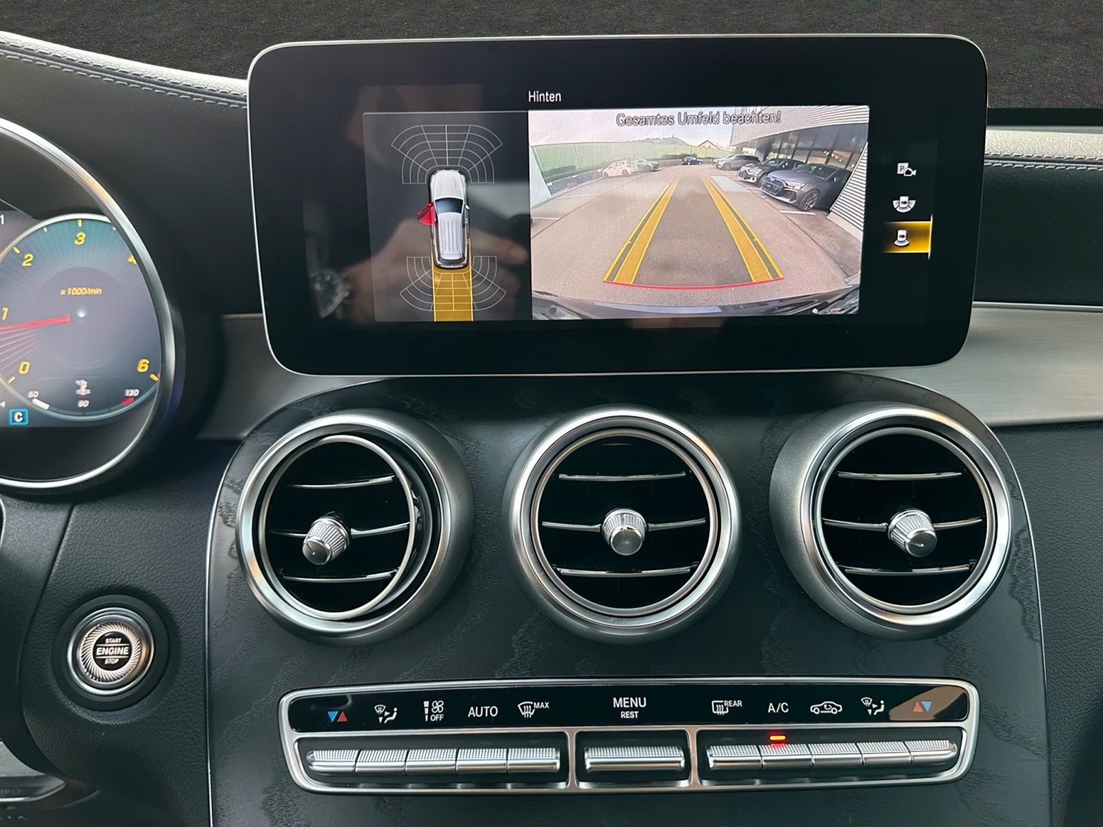 MERCEDES-BENZ GLC 220 d AMG Line 4 Matic-image-11