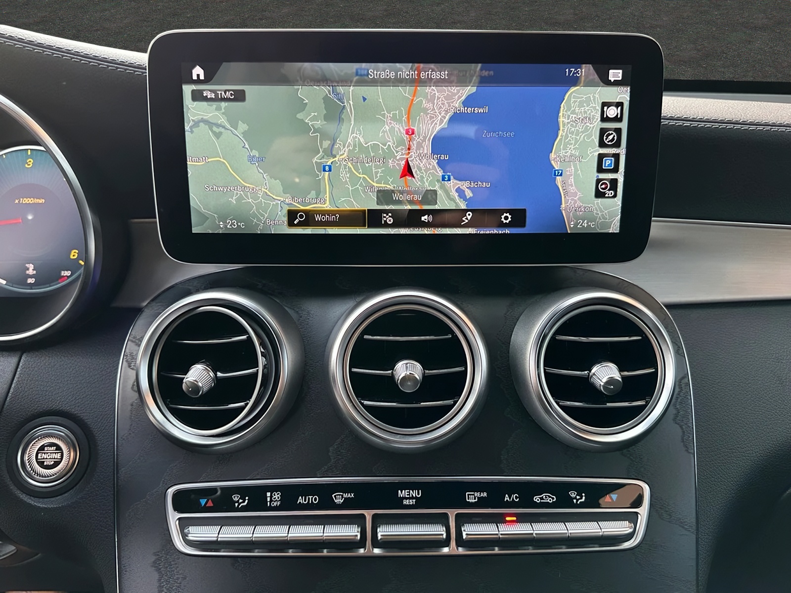 MERCEDES-BENZ GLC 220 d AMG Line 4 Matic-image-12