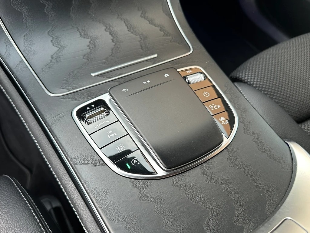 MERCEDES-BENZ GLC 220 d AMG Line 4 Matic-image-16