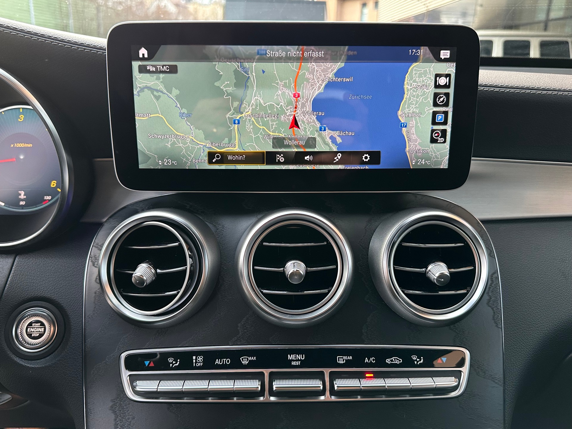 MERCEDES-BENZ GLC 220 d AMG Line 4 Matic-image-10