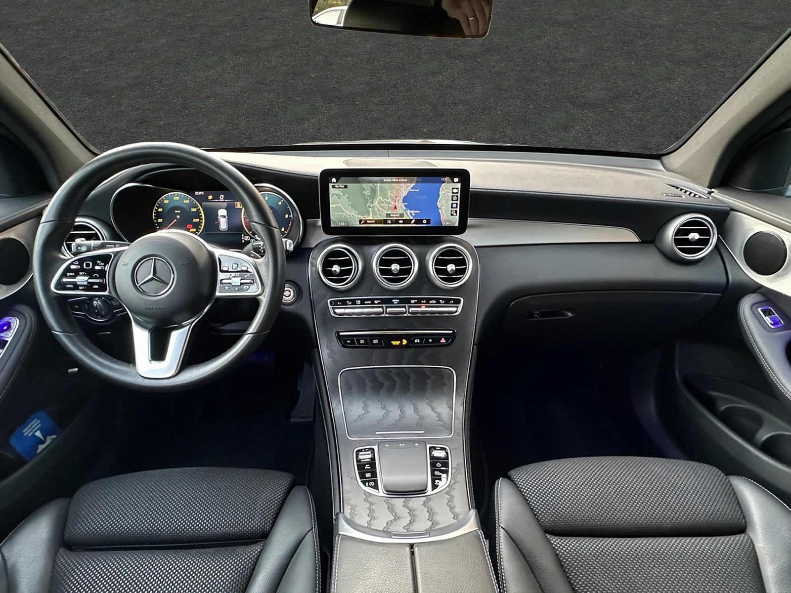 MERCEDES-BENZ GLC 220 d AMG Line 4 Matic-image-8