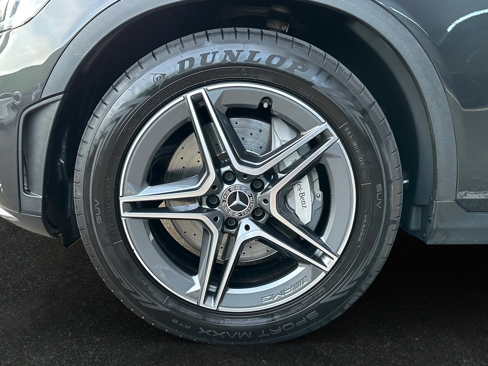 MERCEDES-BENZ GLC 220 d AMG Line 4 Matic-image-4
