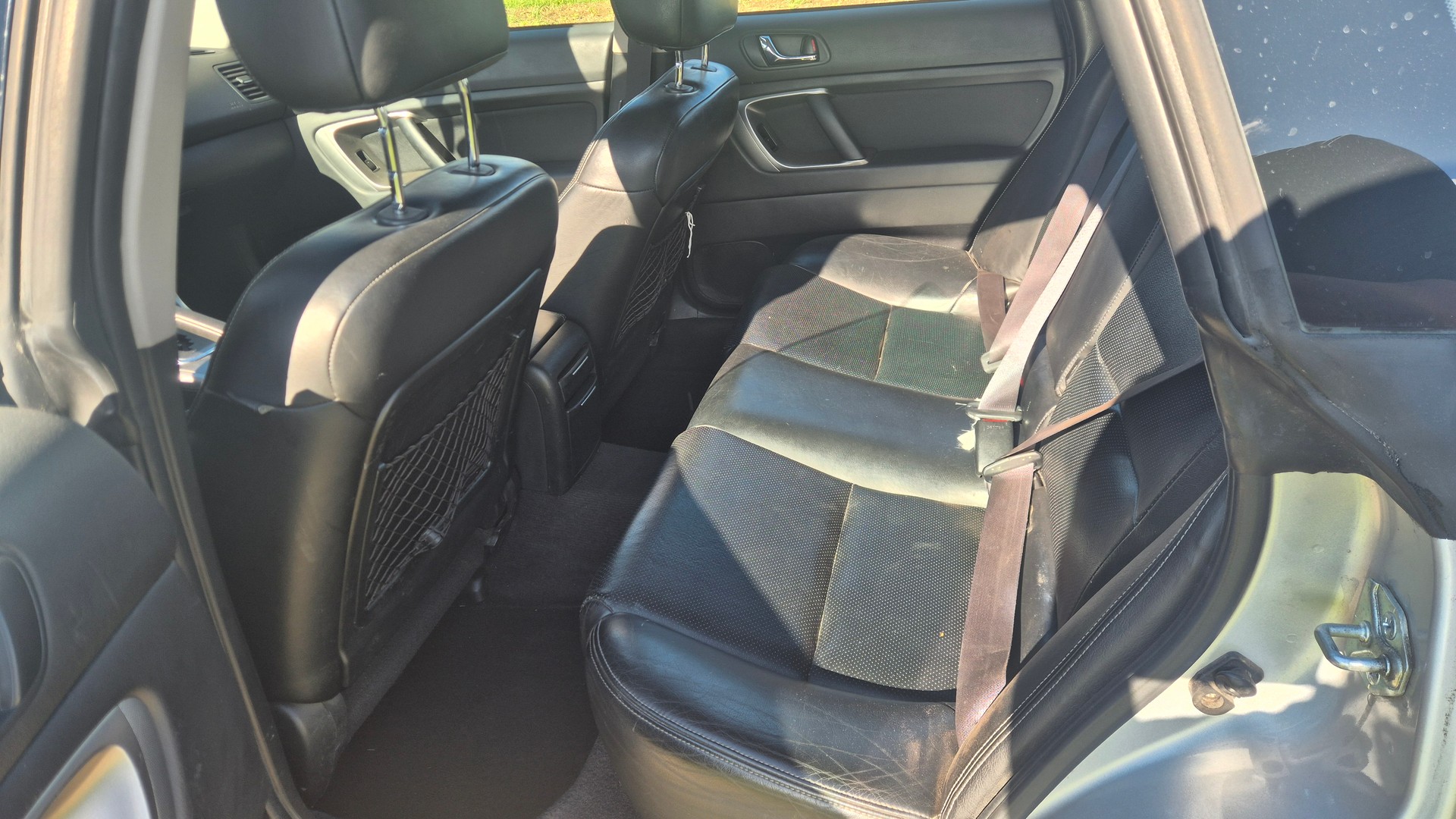 SUBARU Outback 2.5i AWD Comfort De Luxe Automatic-image-5
