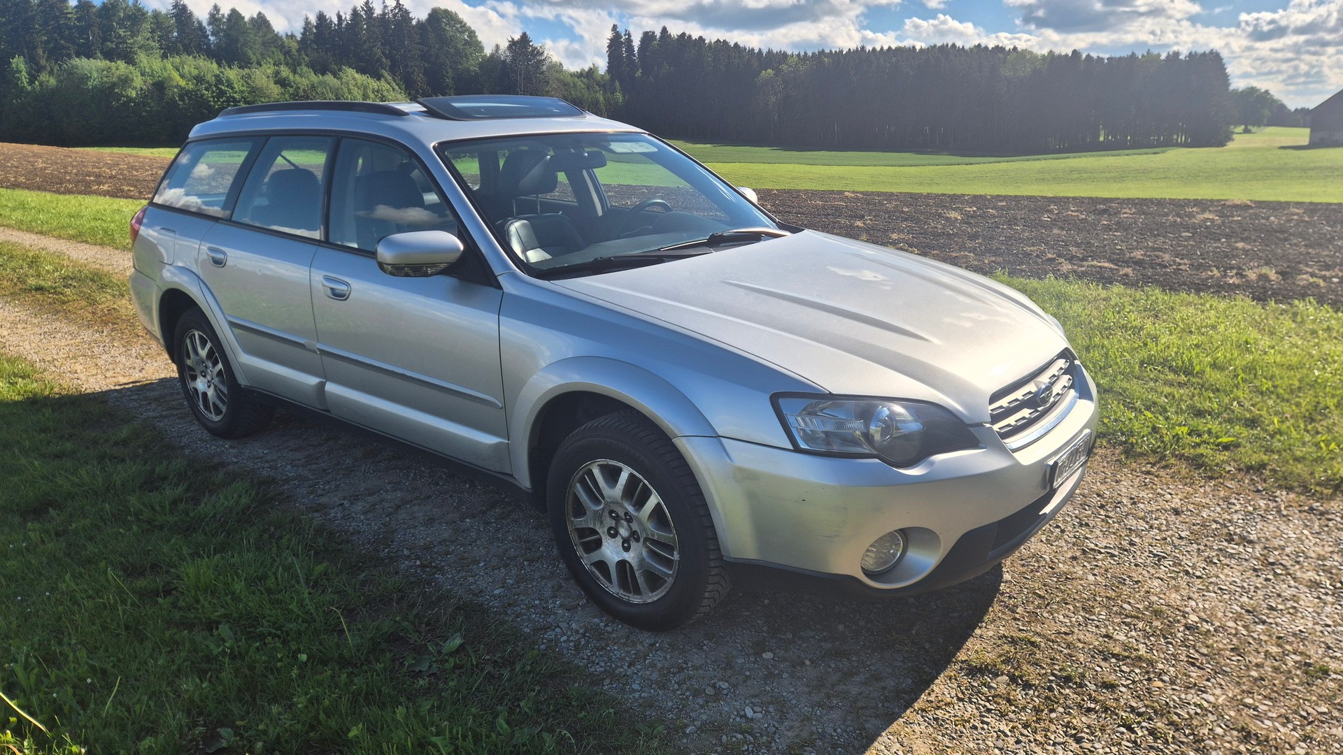 SUBARU Outback 2.5i AWD Comfort De Luxe Automatic-image-1