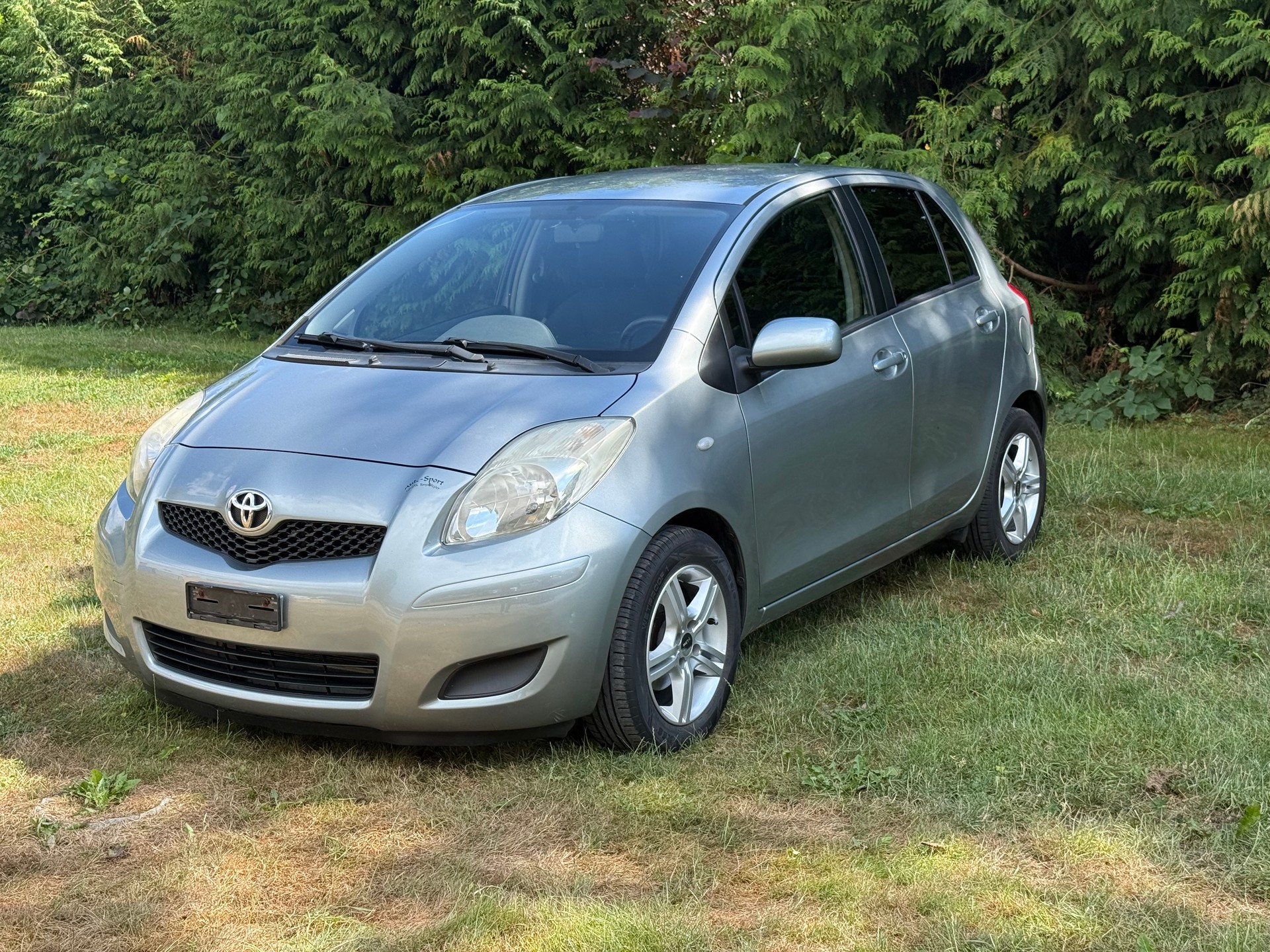 TOYOTA Yaris 1.33 Linea Sol-image-1