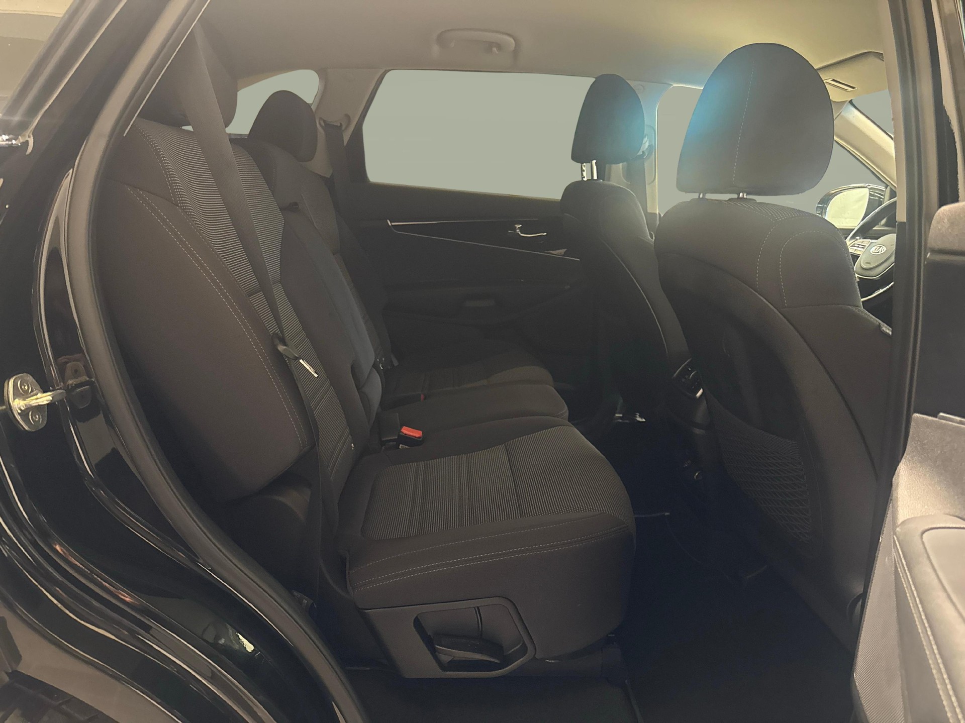 KIA Sorento 2.2 CRDi Trend Active AWD 7 Posti! + Ruote invernali incluse-image-10