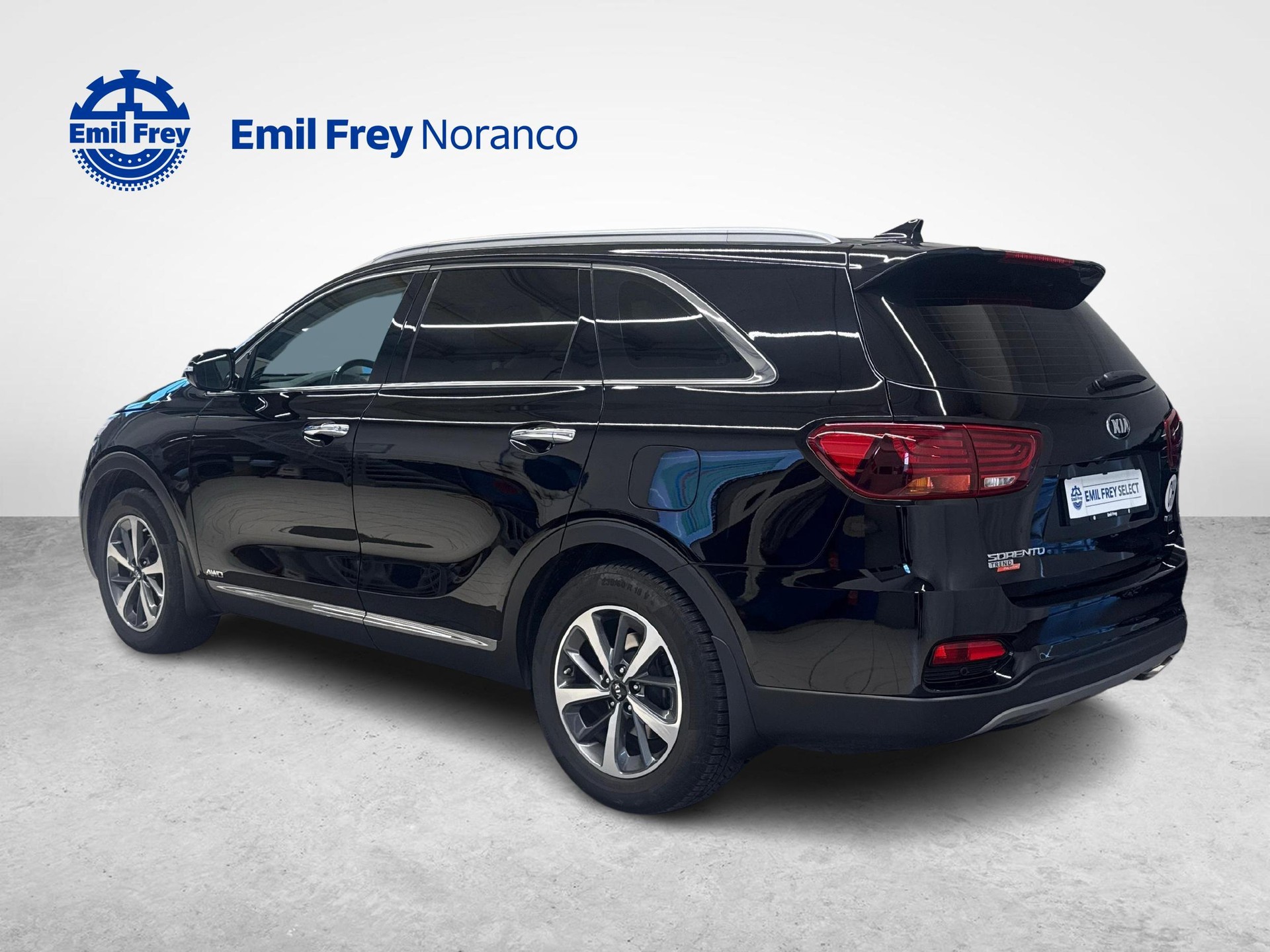 KIA Sorento 2.2 CRDi Trend Active AWD 7 Posti! + Ruote invernali incluse-image-2
