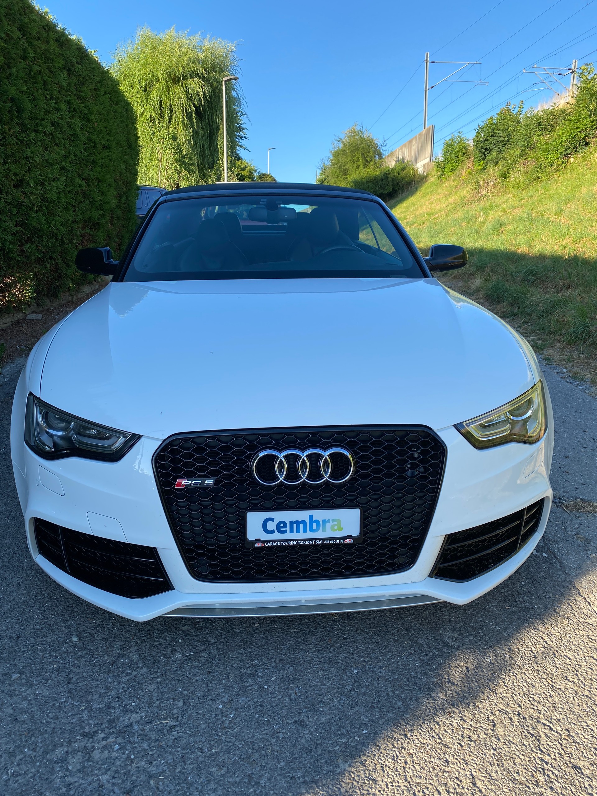 AUDI RS5 Cabrio 4.2 FSI quattro S-tronic-image-2