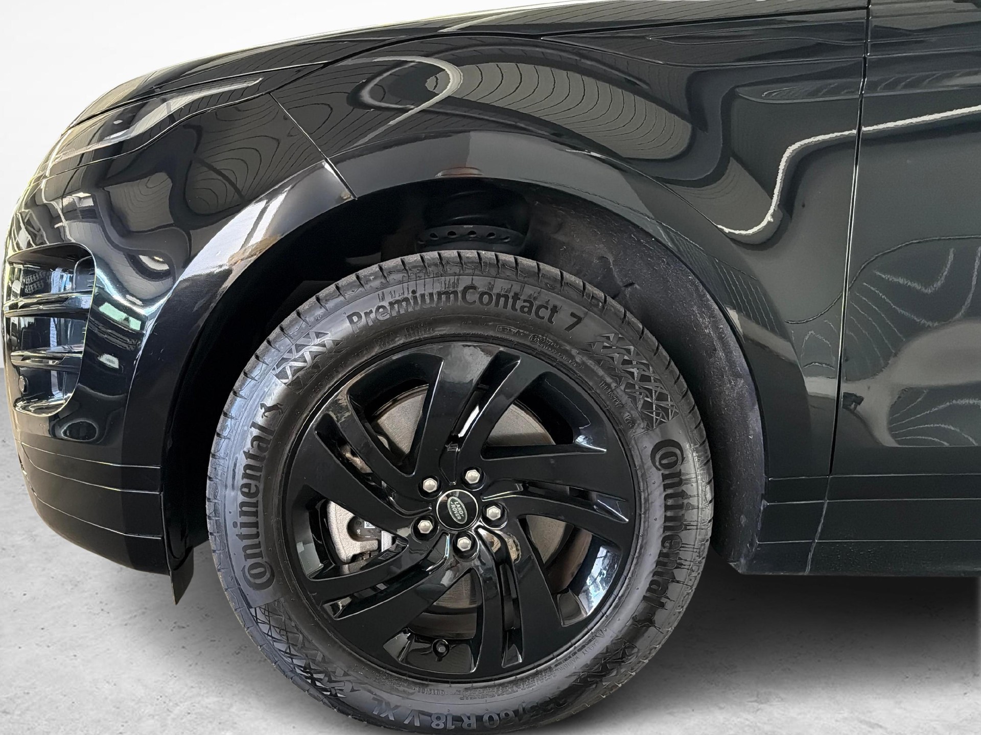 LAND ROVER Range Rover Evoque 1.5 T 300e R-Dynamic S Plug In Hybrid-image-18
