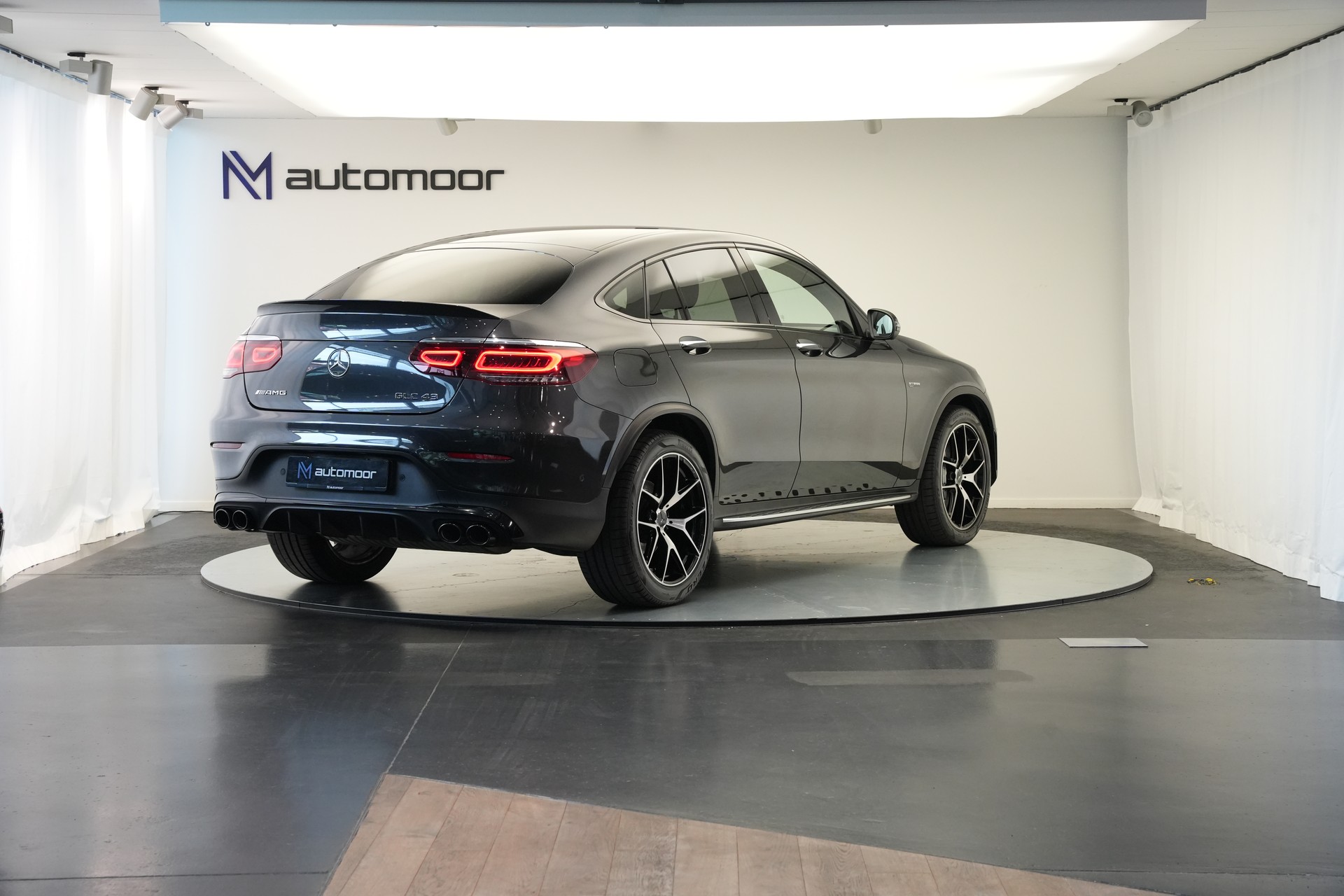 MERCEDES-BENZ GLC Coupé 43 AMG 4Matic 9G-Tronic *CH-Fahrzeug* *Burmester* *HuD* *Pano*-image-4