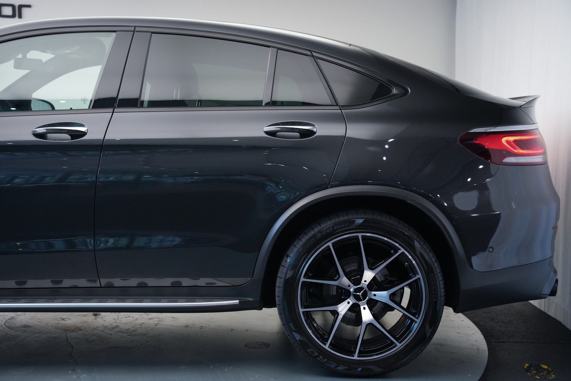 MERCEDES-BENZ GLC Coupé 43 AMG 4Matic 9G-Tronic *CH-Fahrzeug* *Burmester* *HuD* *Pano*-image-44