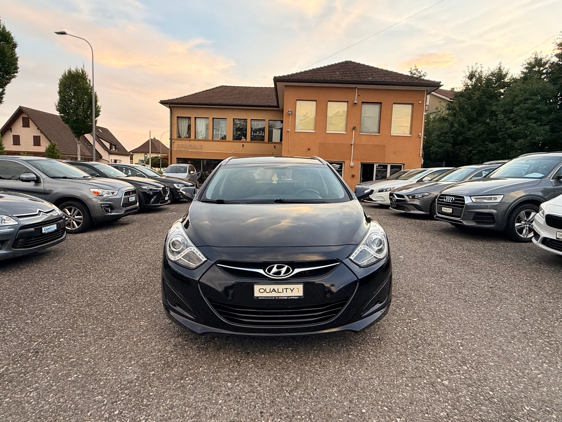 HYUNDAI i40 Wagon 1.7 CRDI ISG Comfort-image-1