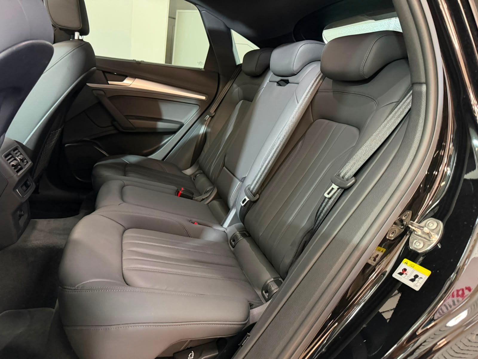 AUDI Q5 Sportback 50 TDI S line quattro tiptronic-image-8