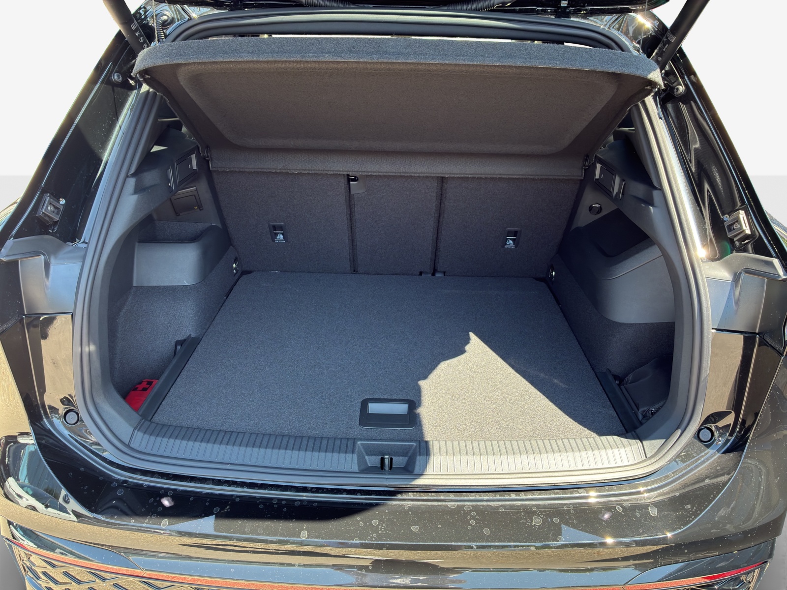 VW Tiguan 2.0 TSI DSG R-Line Plus 4Motion-image-12