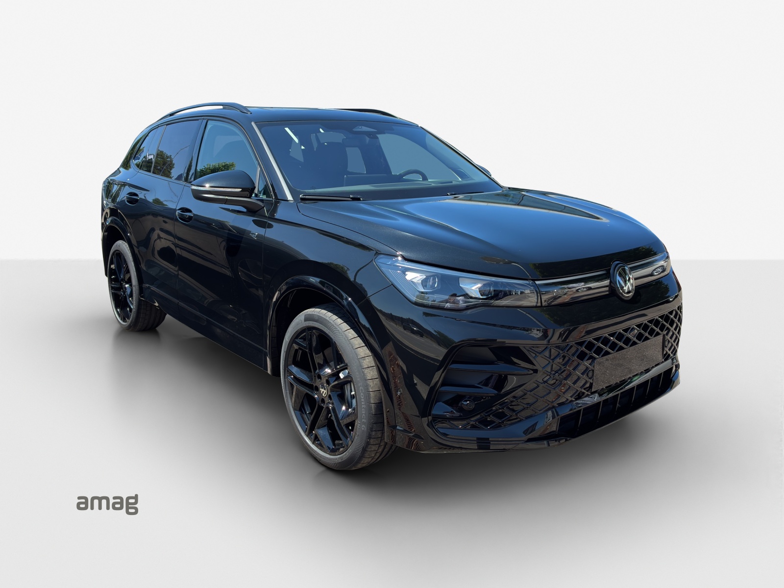 VW Tiguan 2.0 TSI DSG R-Line Plus 4Motion-image-5