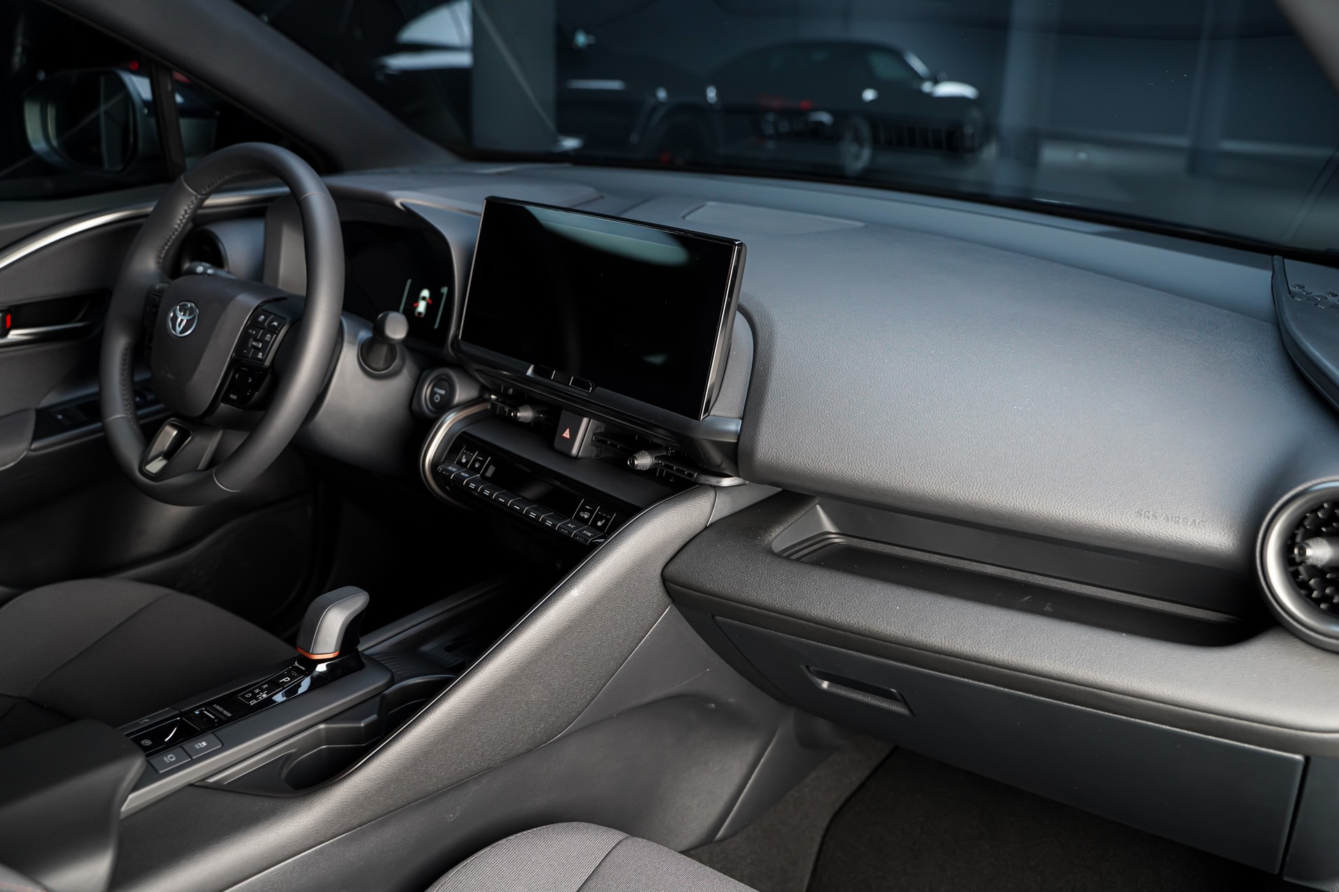 TOYOTA C-HR 2.0 HSD CVT Style 4WD-image-18