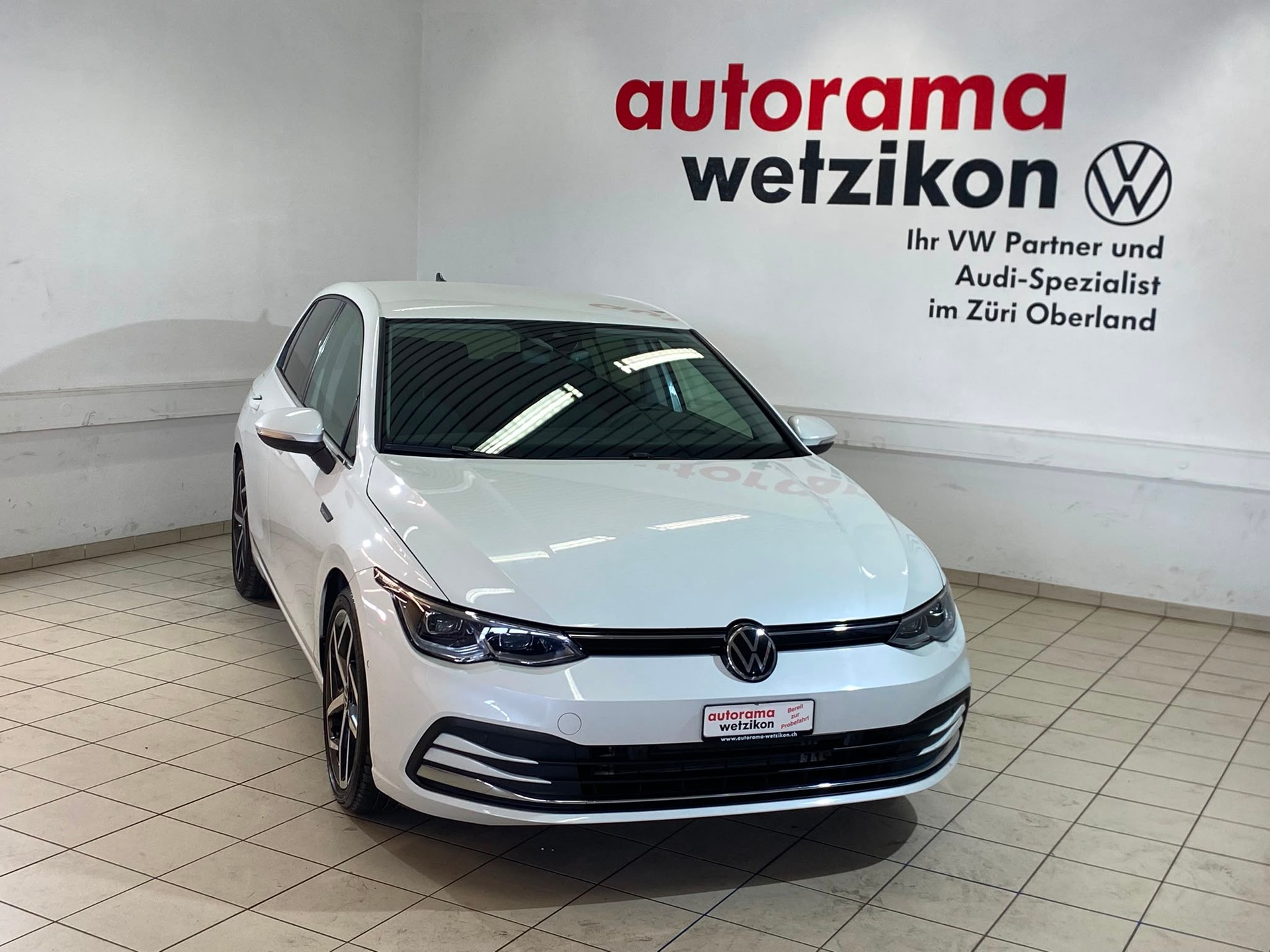 VW Golf 1.5 eTSI mHEV ACT Style DSG-image-1