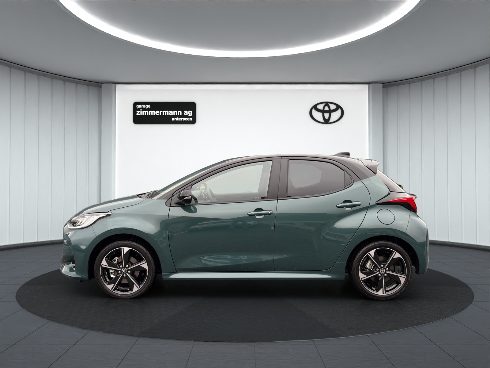 TOYOTA Yaris 1.5 VVT-i HSD Premium-image-10