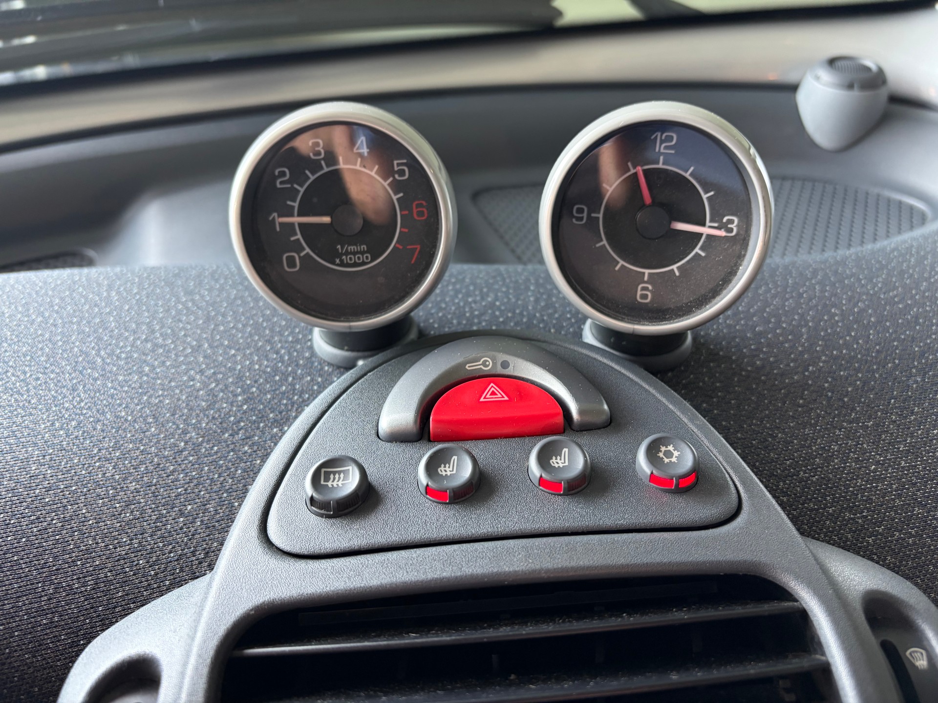 SMART fortwo passion * Ab MFK * Sitzheizung * Klimaanlage * El-Glasdach *-image-15