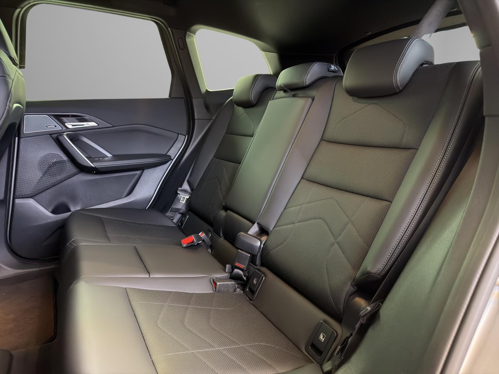 BMW X1 30e xDrive M-SportPaket-image-21
