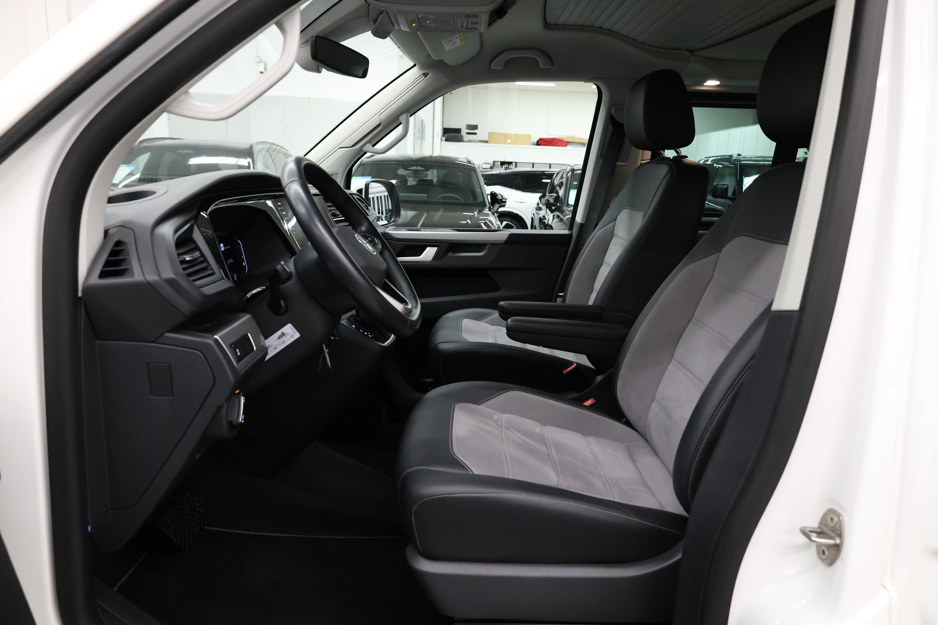VW T6.1 California 3000 2.0 TDI 150 Beach Liberty Spirit DSG-image-19