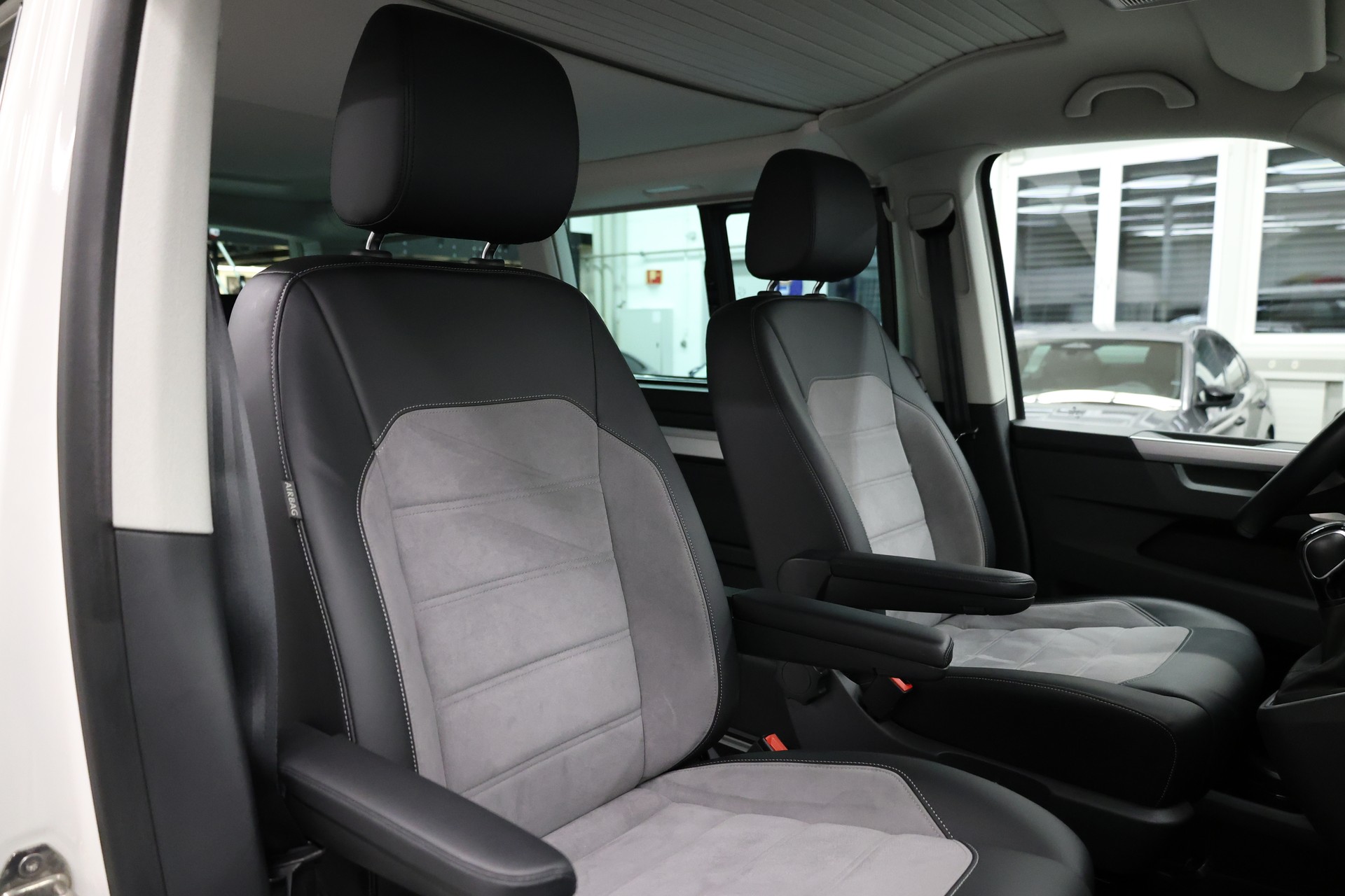 VW T6.1 California 3000 2.0 TDI 150 Beach Liberty Spirit DSG-image-21