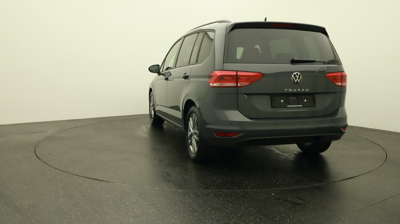 VW Touran 1.5 TSI EVO Limited-image-3