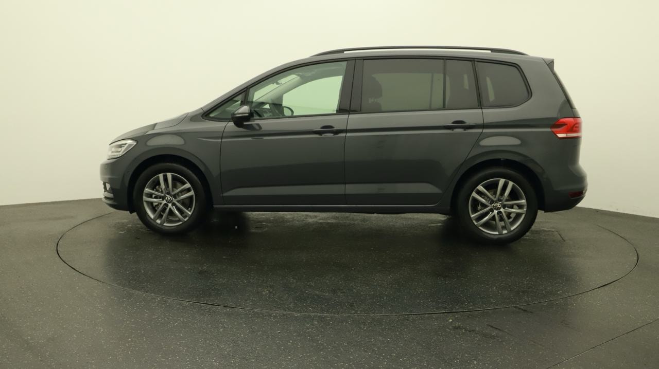 VW Touran 1.5 TSI EVO Limited-image-1