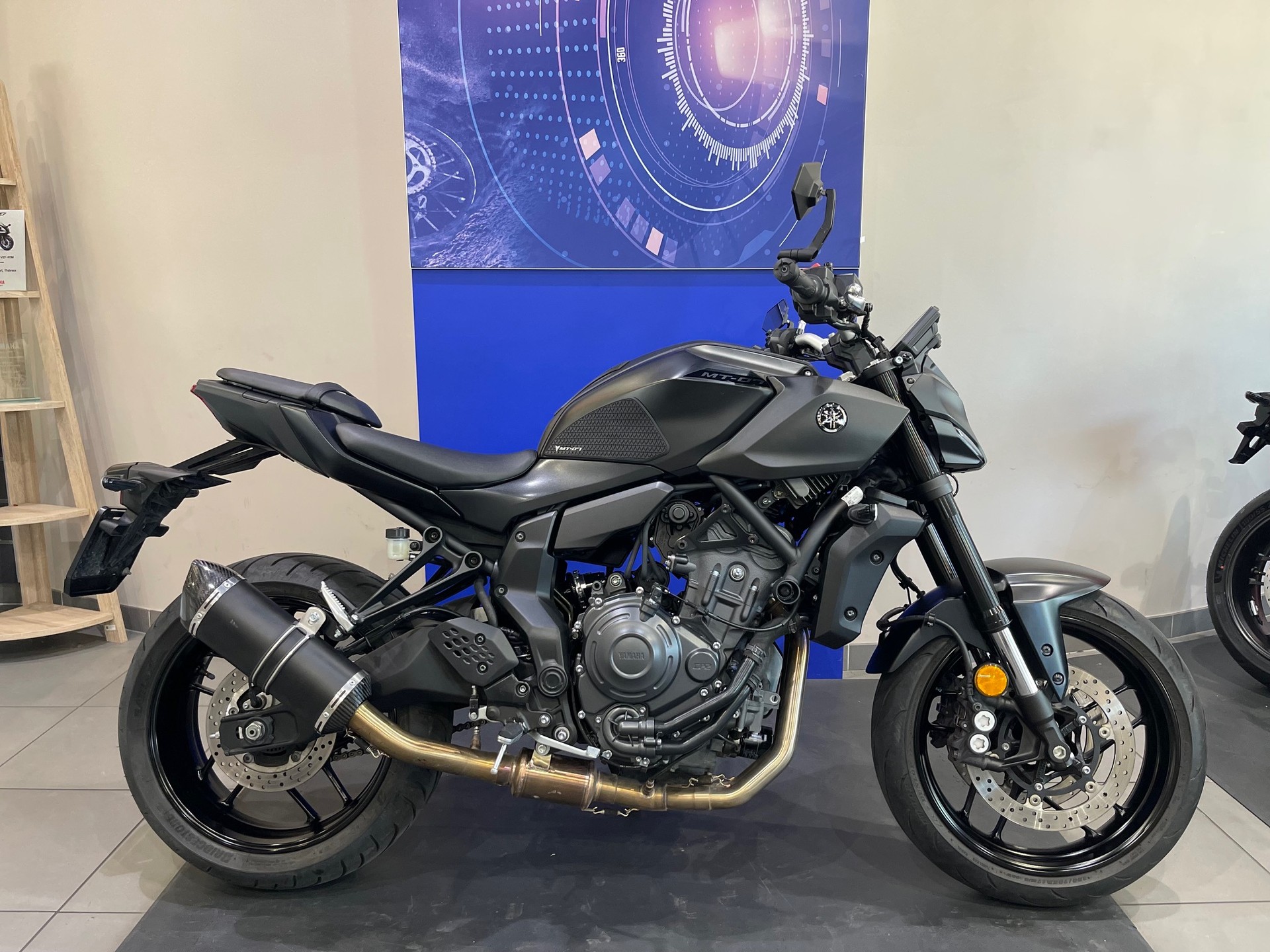 YAMAHA MT-07 (35KW)-showroom-element-1