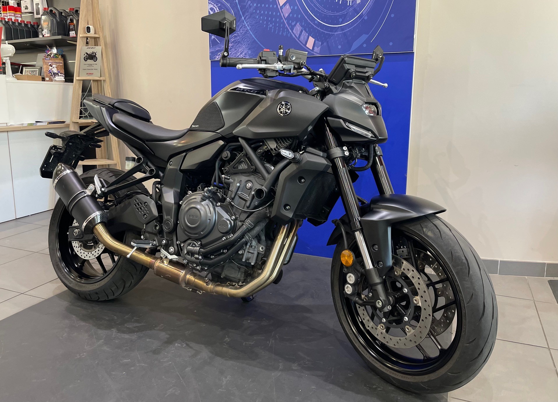 YAMAHA MT-07 (35KW)-showroom-element-2