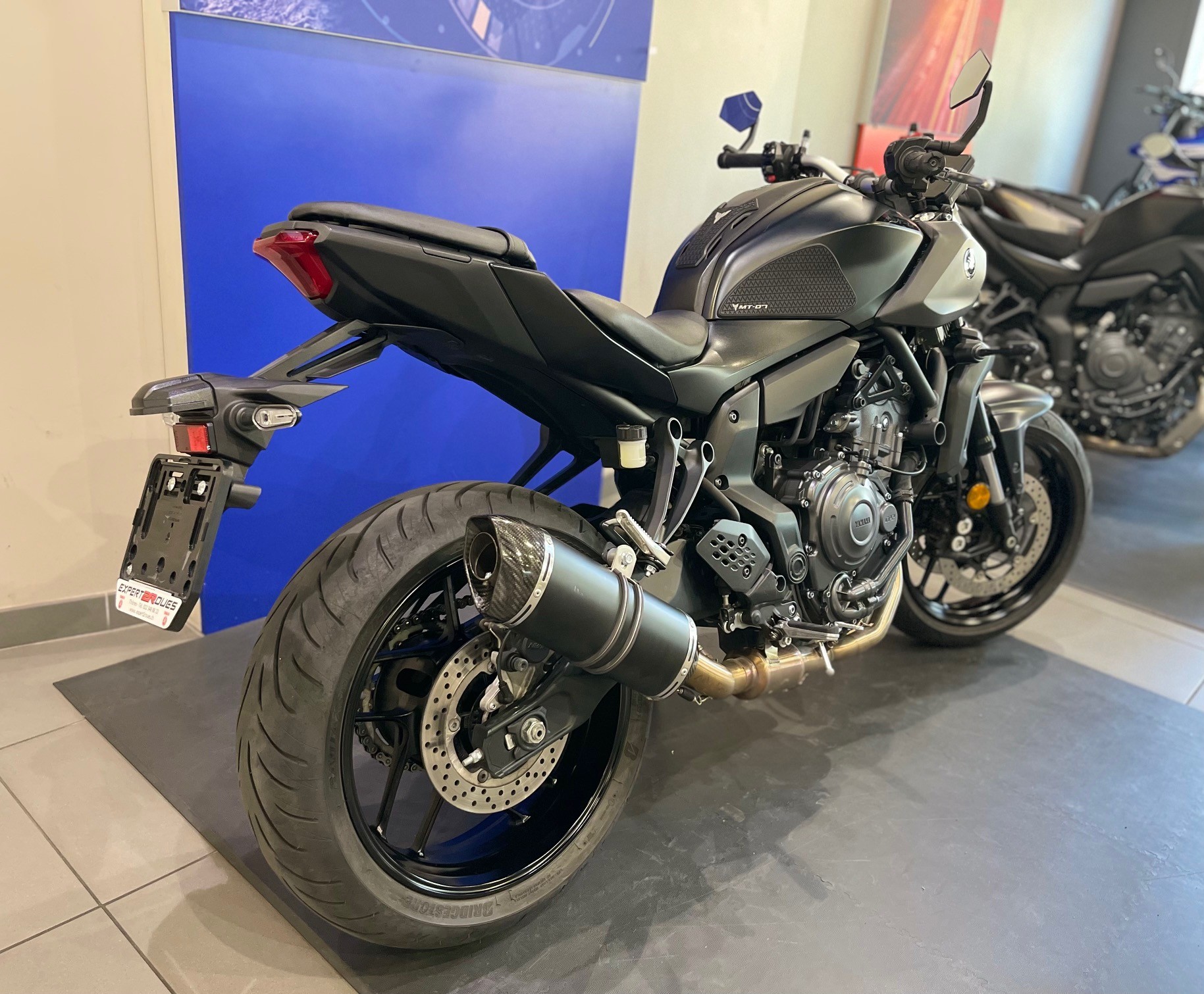 YAMAHA MT-07 (35KW)-showroom-element-3