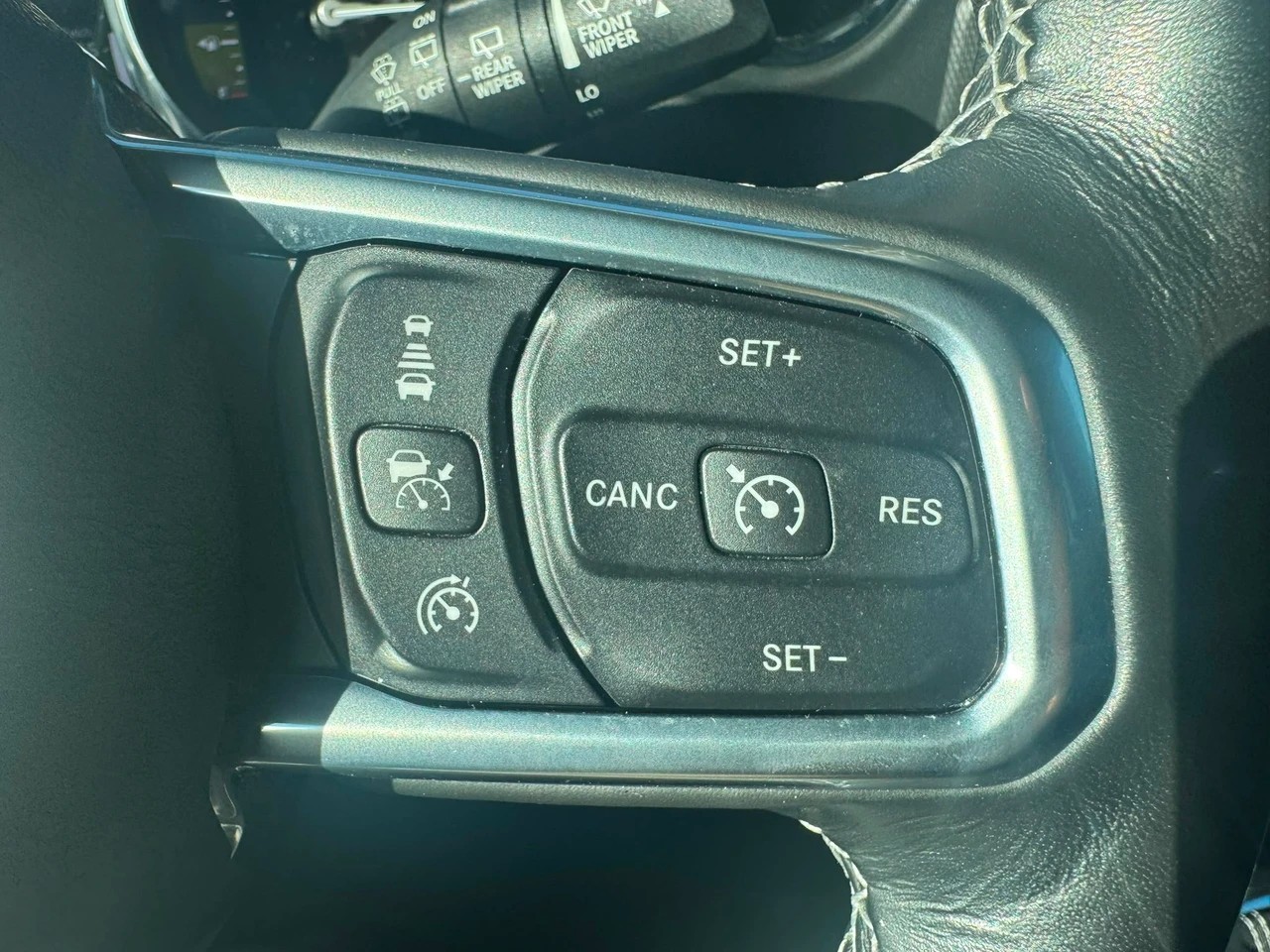 JEEP Wrangler 2.0 PHEV Unlimited Rubicon DT Automatic Sky One Touch-image-14