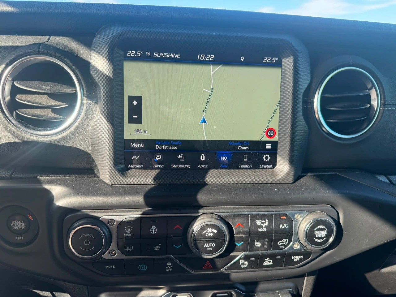 JEEP Wrangler 2.0 PHEV Unlimited Rubicon DT Automatic Sky One Touch-image-12