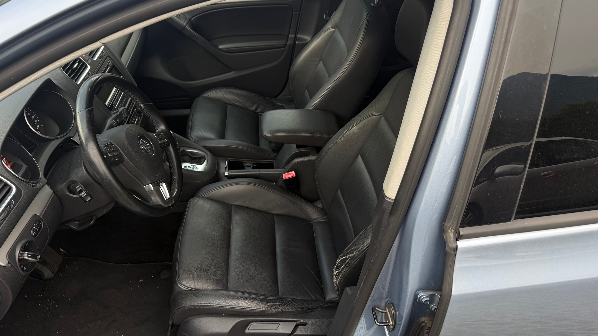 VW Golf 1.4 TSI Highline DSG-image-4
