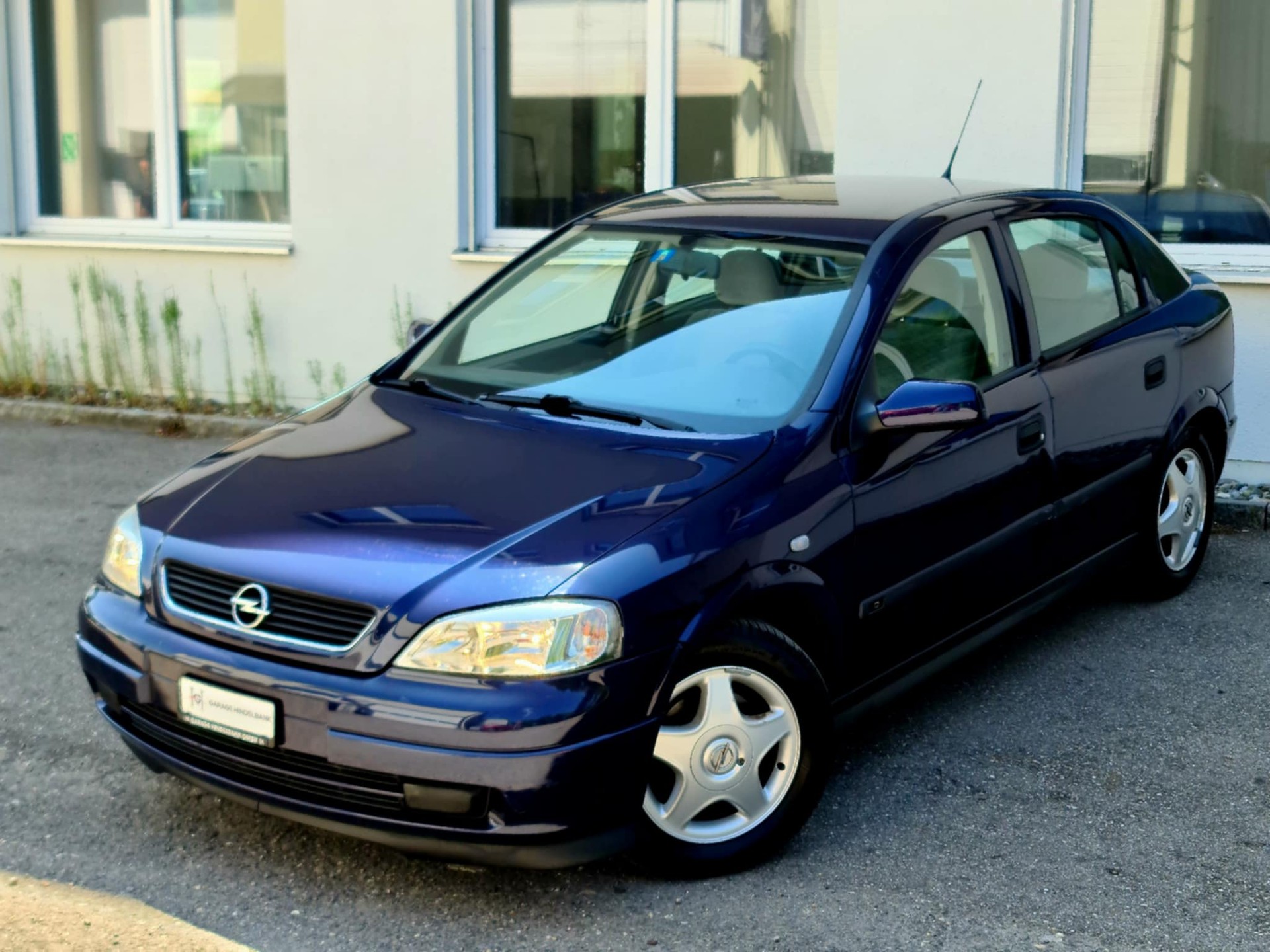 OPEL Astra 2.0i 16V Sport-image-0