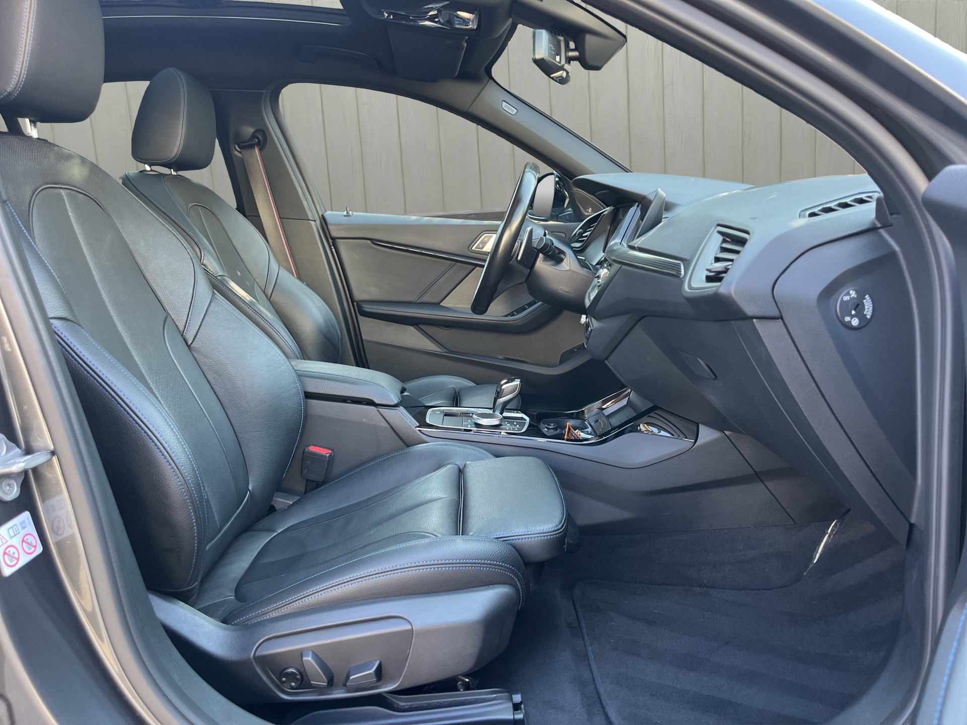 BMW M135i xDrive Steptronic-image-15