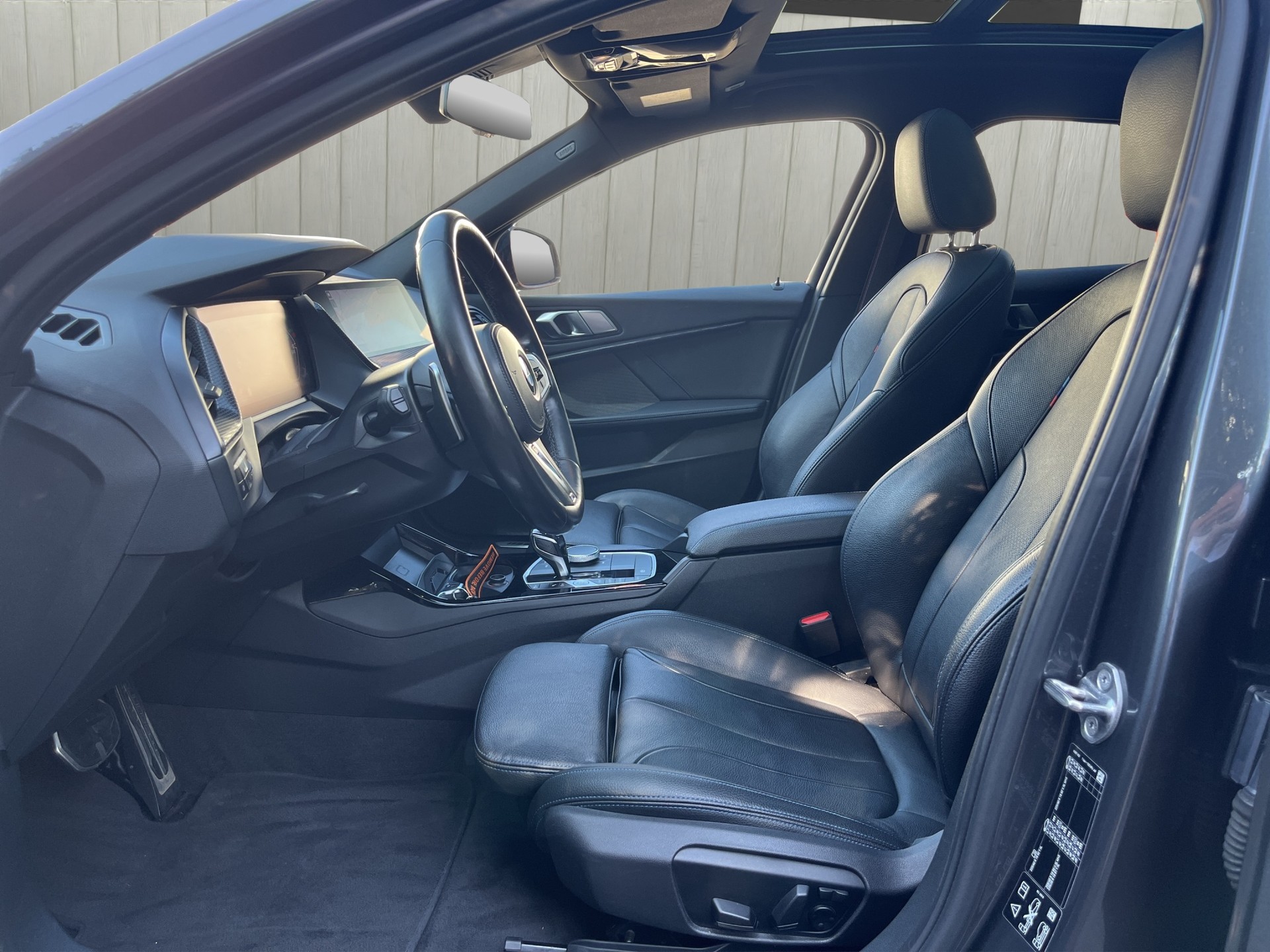 BMW M135i xDrive Steptronic-image-14
