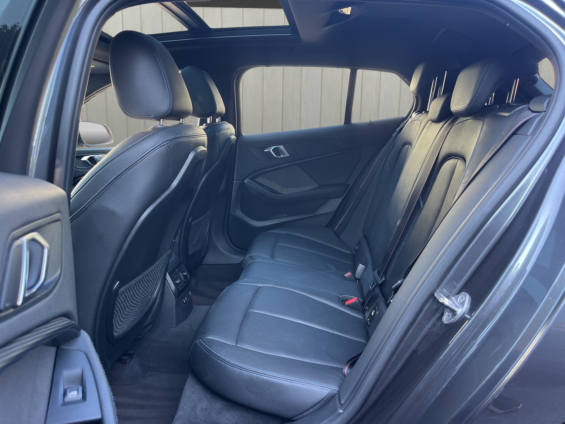 BMW M135i xDrive Steptronic-image-16