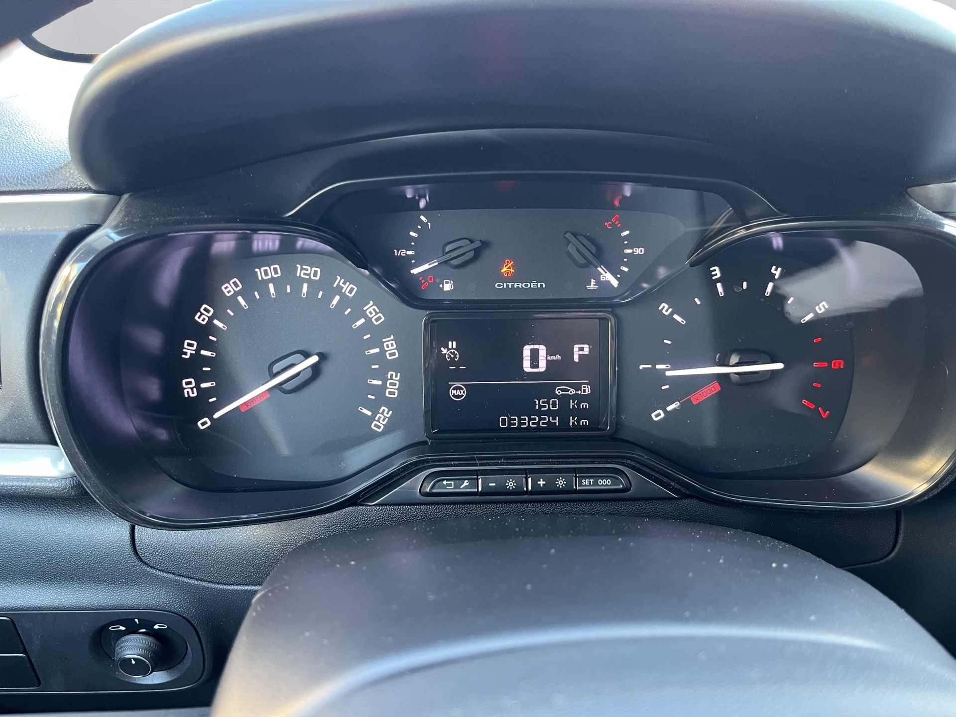 CITROEN C3 1.2i PureTech Swiss Edition EAT6-image-10
