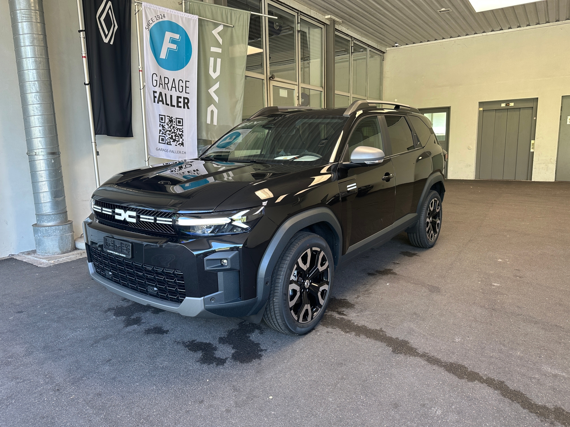 DACIA Bigster 1.2 Hybrid Journey 4WD-image-0