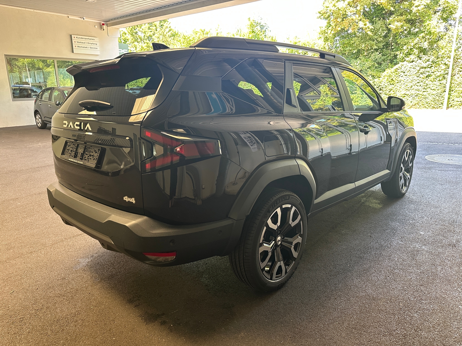 DACIA Bigster 1.2 Hybrid Journey 4WD-image-4