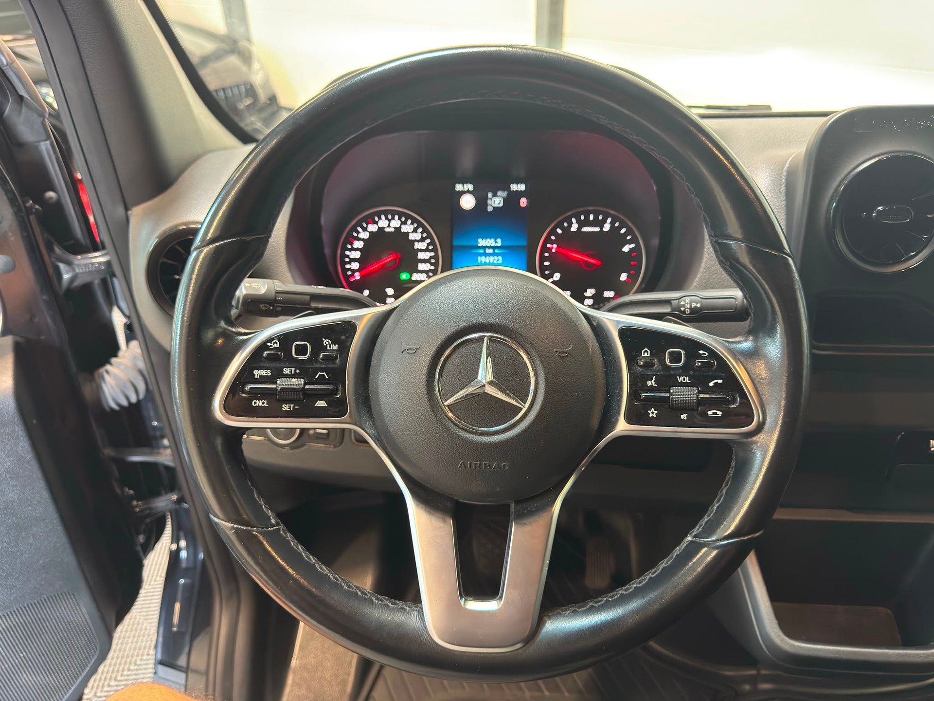 MERCEDES-BENZ Sprinter 317 Kaw. 3665 S 2.0 CDI 170 Pro-image-12