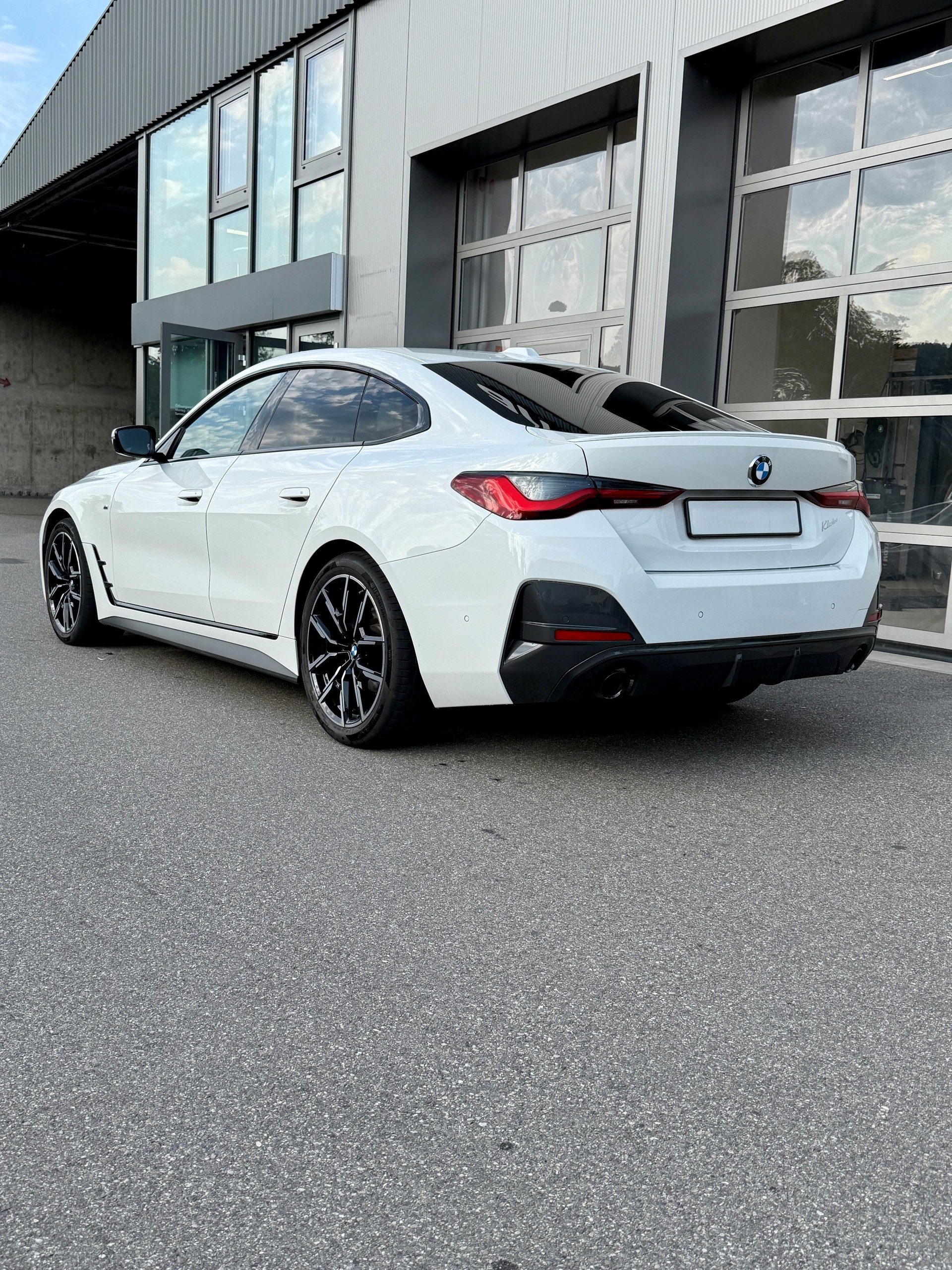 BMW BMW 420d XDrive 48V Grand Coupe M Sport Steptronic-image-1