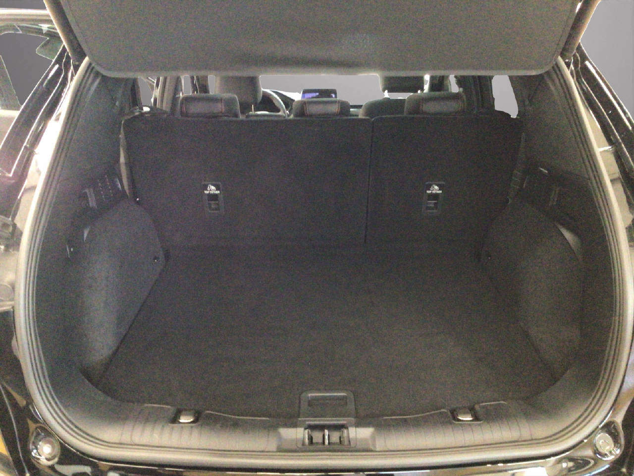 FORD Kuga 2.5 FHEV 190 PS ST-Line X 4x4-image-6