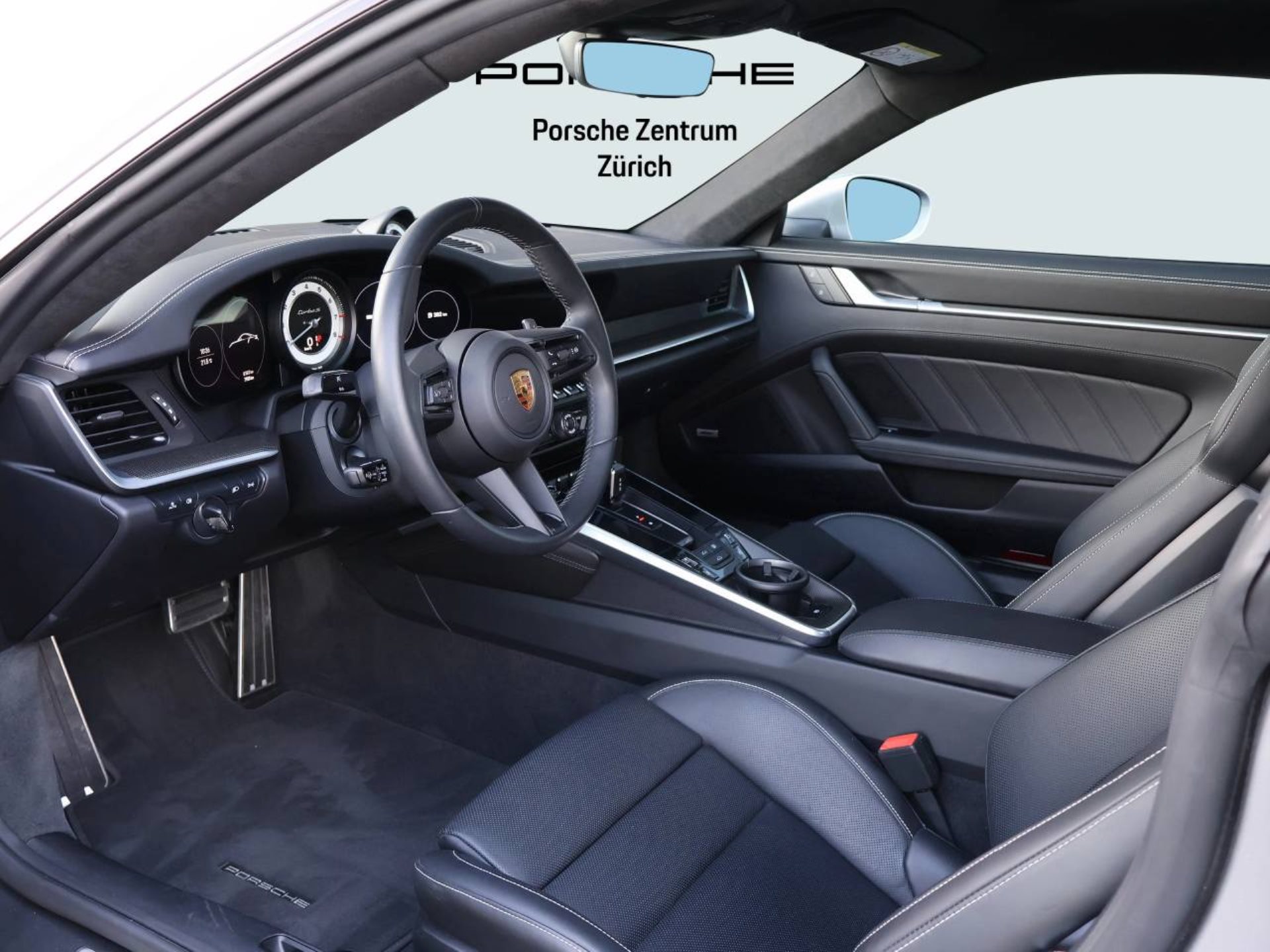 PORSCHE 911 Turbo S-image-3