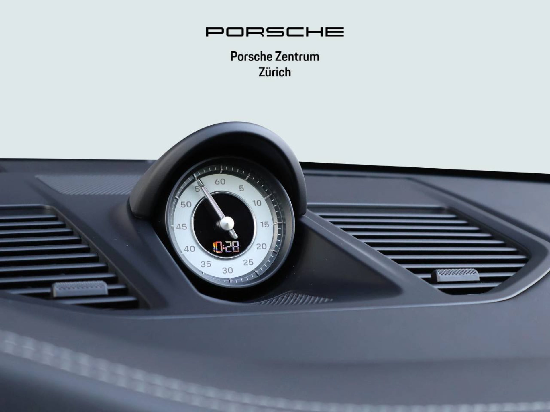 PORSCHE 911 Turbo S-image-19